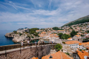 ART DECO DUBROVNIK ROOMS by DuHomes